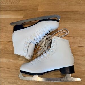 Women's DBX White Figure Skates